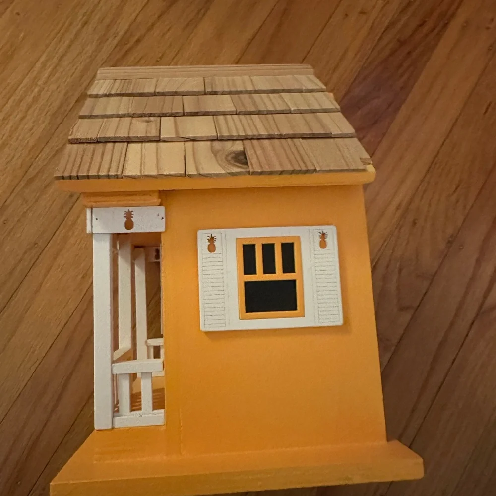 Yellow birdhouse - brand new